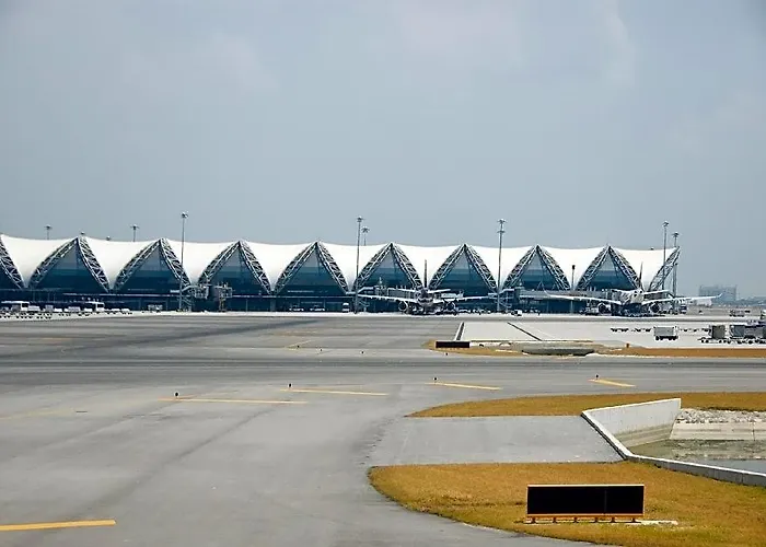 Convenient Grand Suvarnabhumi 5* バンコク都